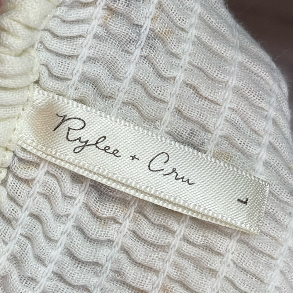 Rylee and cru size large cream colored tiered maxi dress - Picture 4 of 5